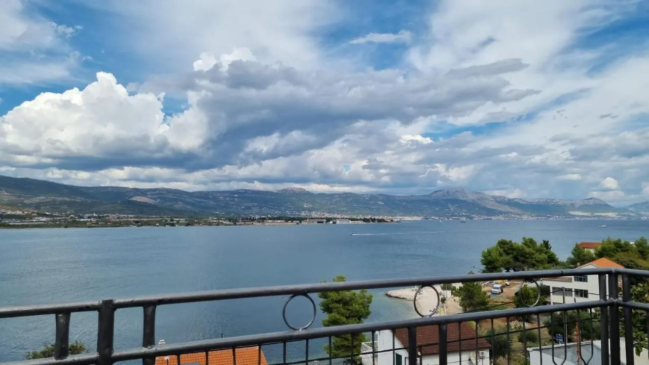 Vakantiehuis Ciovo Trogir 0*,